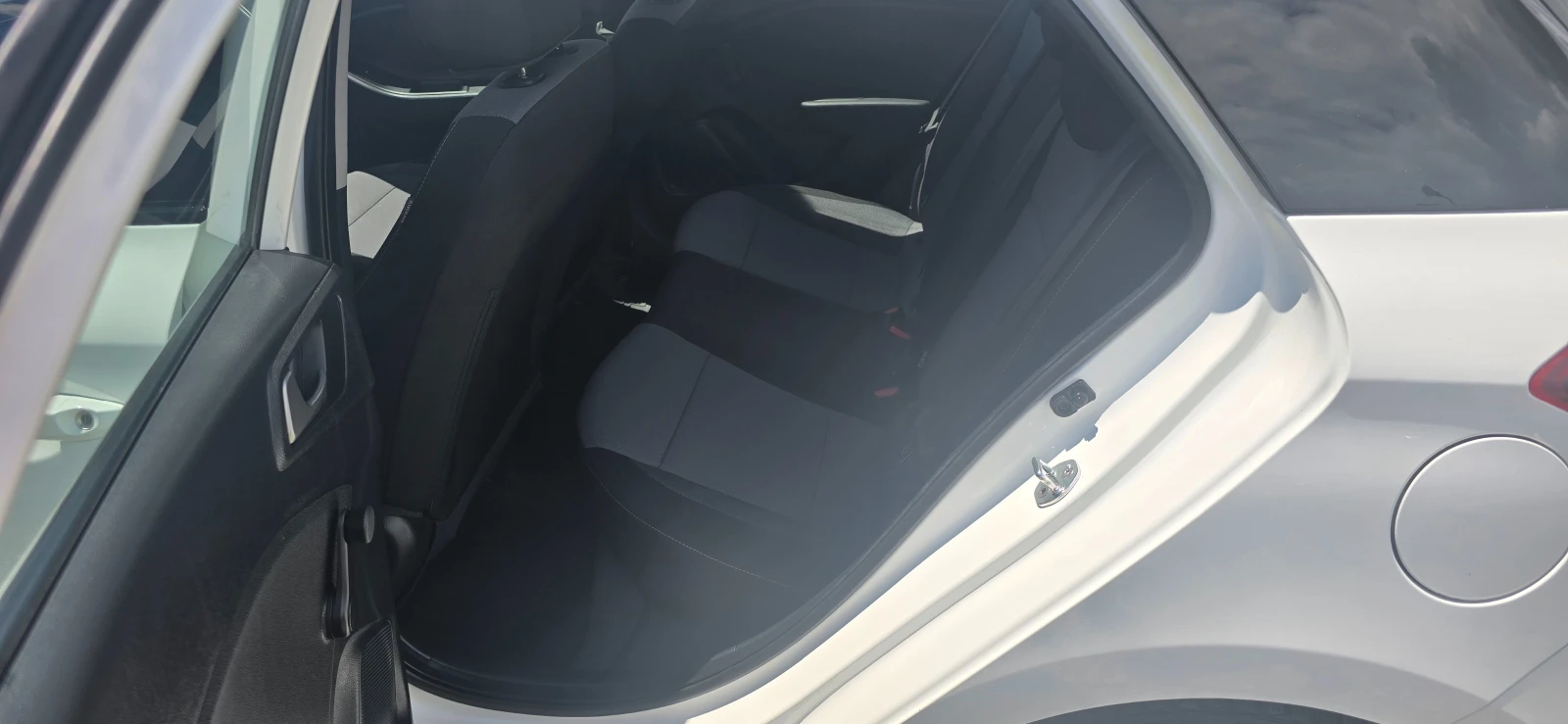 Hyundai I20 1.2.Бензин.газ.евро6, снимка 10 - Автомобили и джипове - 55190310