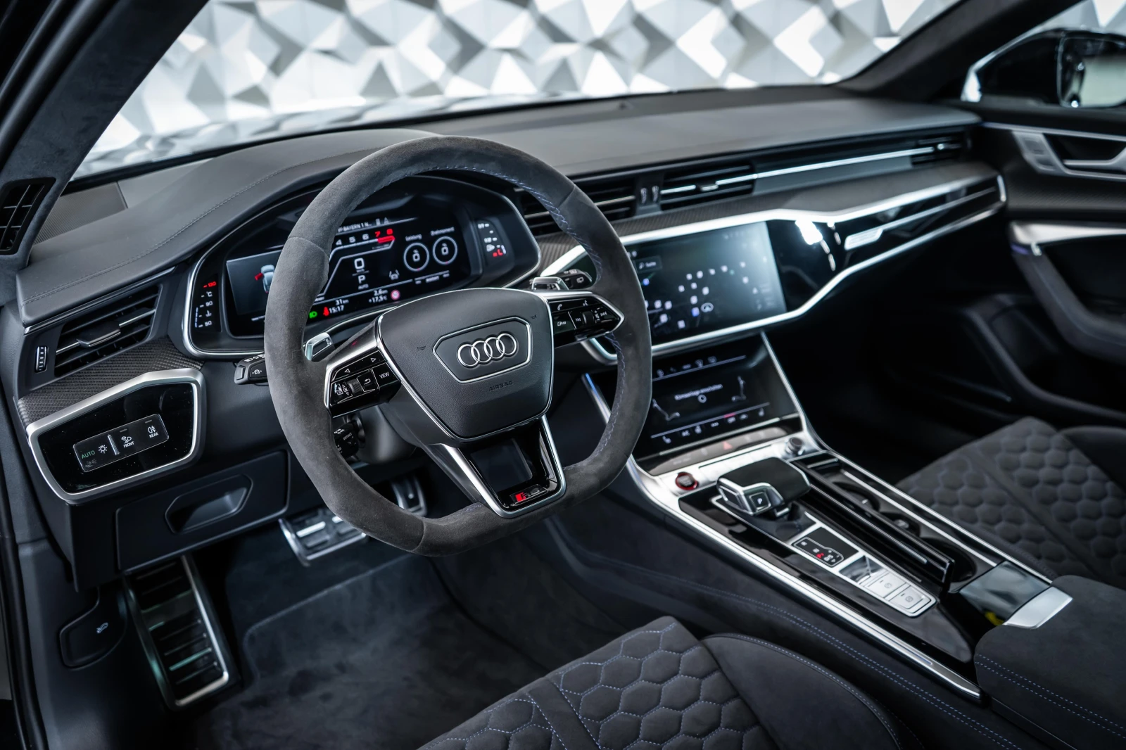 Audi Rs6 Performance* Carbon Buckets* B&O* Теглич, снимка 8 - Автомобили и джипове - 55324844