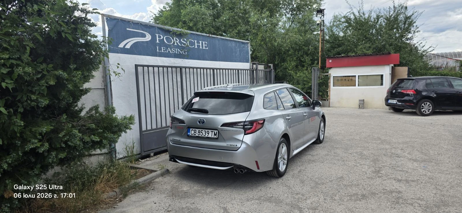 Toyota Corolla  Luxury TS 2.0L Hybrid e-CVT, 132 kW, 180 к.с., снимка 2 - Автомобили и джипове - 55609819