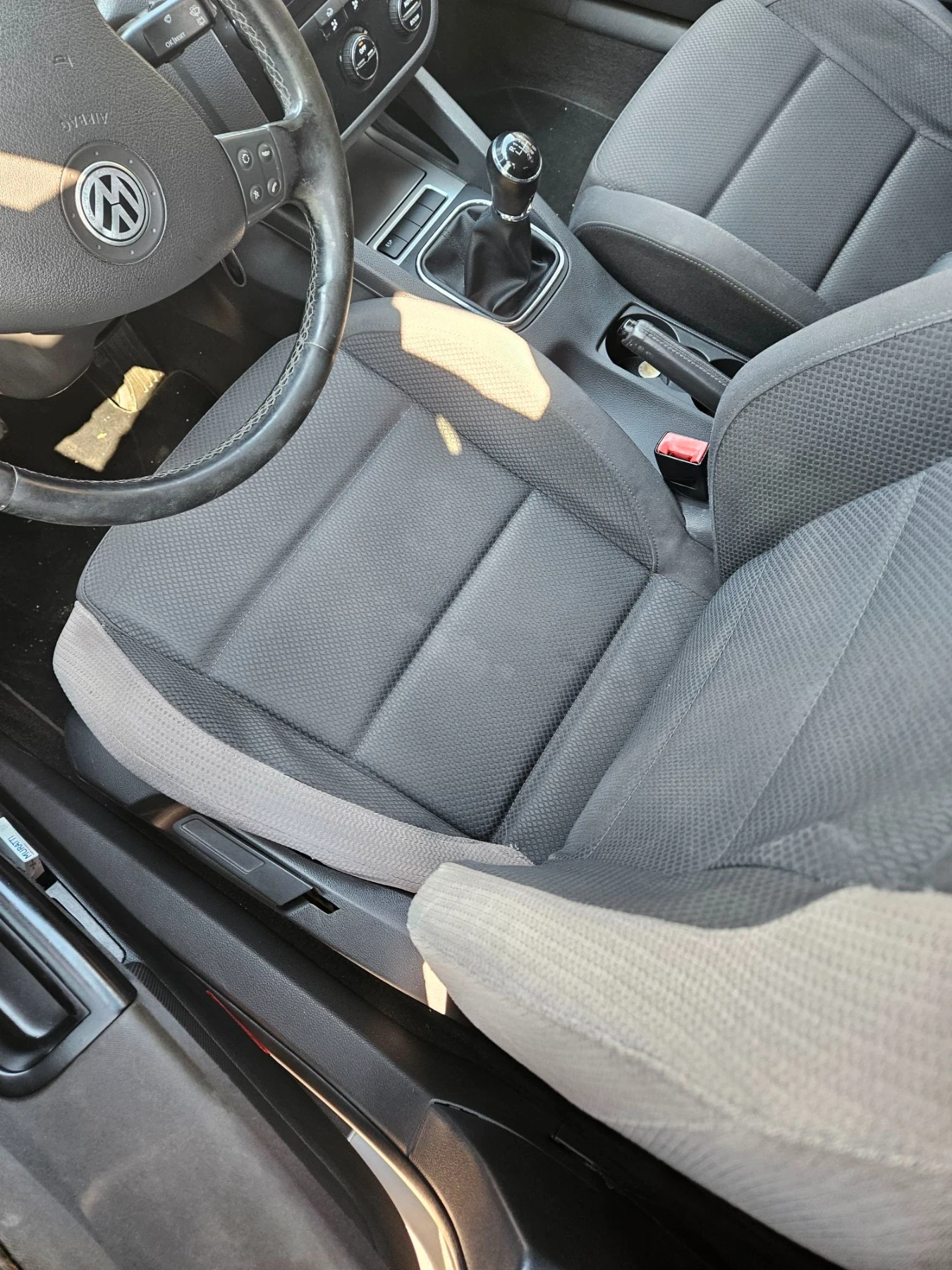 VW Golf 1.6FSI  115кс., снимка 6 - Автомобили и джипове - 56045504