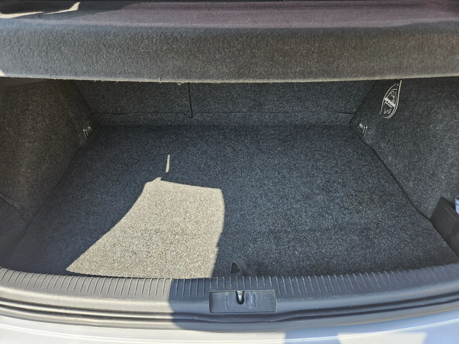 VW Golf 1.6FSI  115кс., снимка 11 - Автомобили и джипове - 56045504