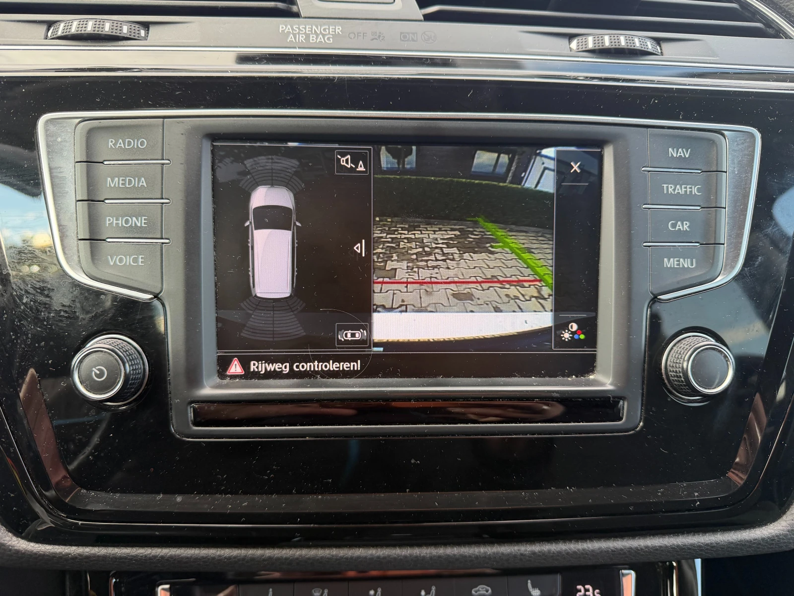 VW Touran 1.4TSI AVTOMAT/NAVI/KAMERA 6+ 1 EURO 6 | Mobile.bg � ����������� 15