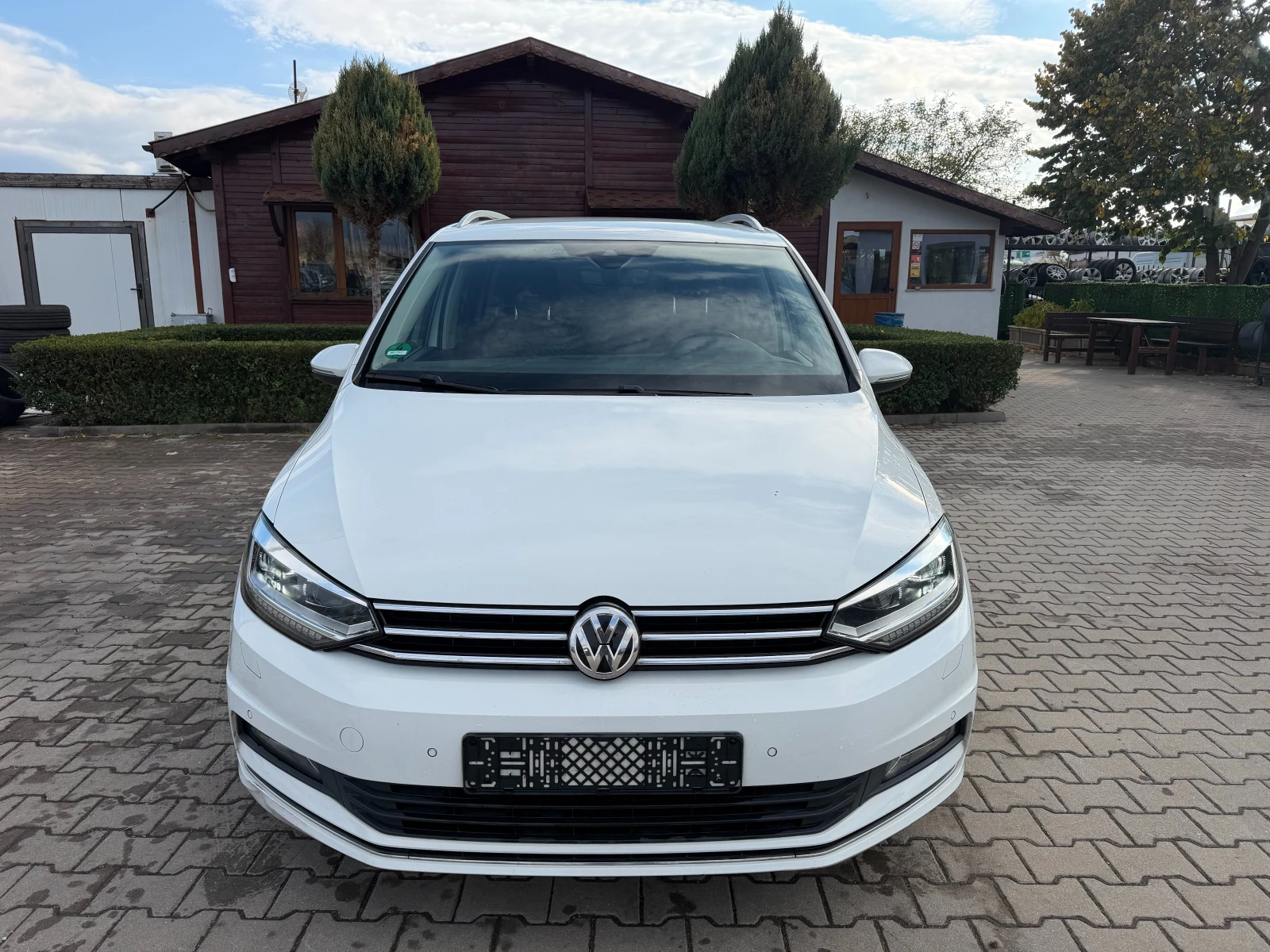 VW Touran 1.4TSI AVTOMAT/NAVI/KAMERA 6+ 1 EURO 6 | Mobile.bg � ����������� 3