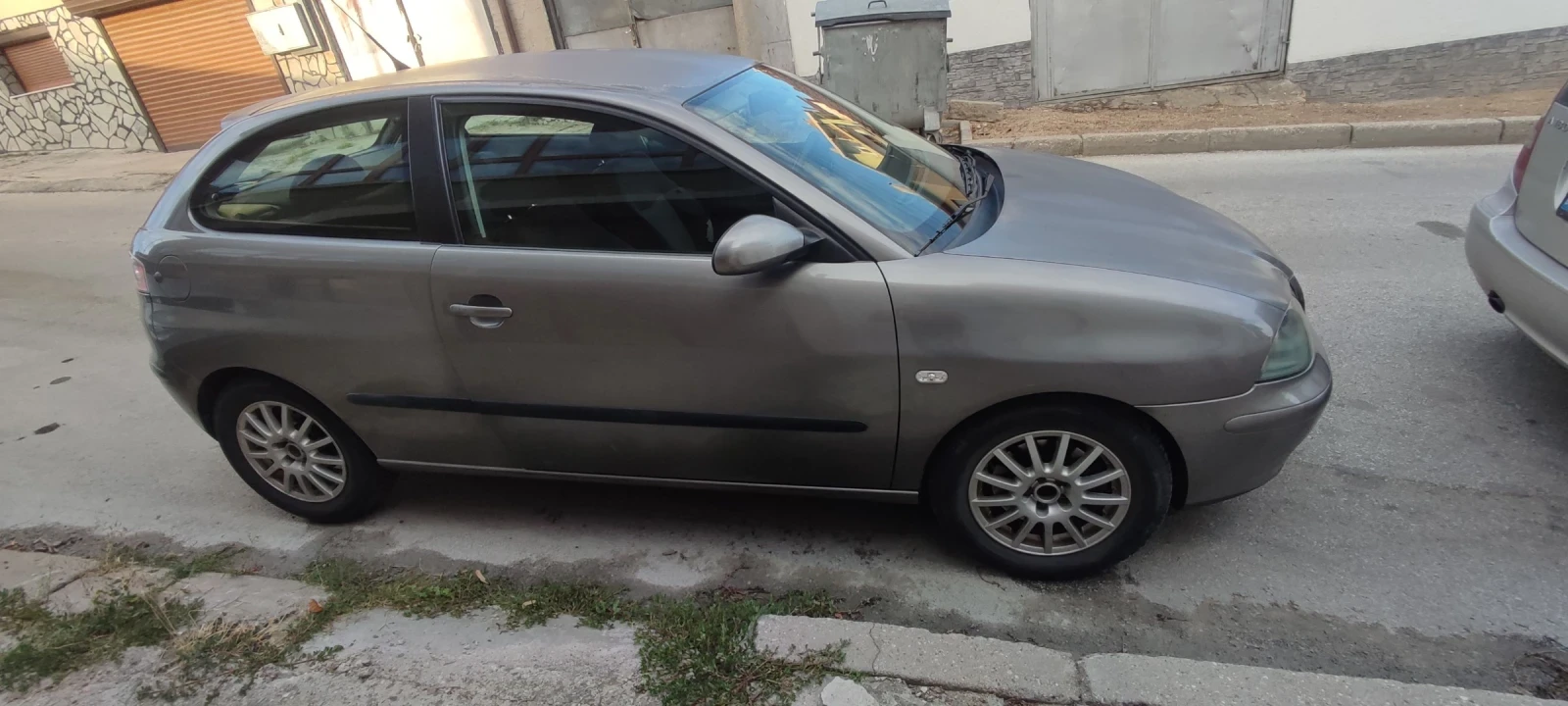 Seat Ibiza 1.9 131, снимка 3 - Автомобили и джипове - 56707858