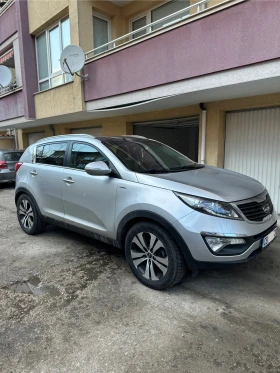 Kia Sportage 2.0 CRDI 4x4, снимка 2