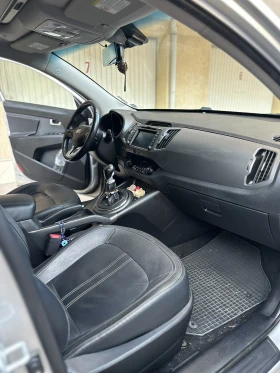 Kia Sportage 2.0 CRDI 4x4, снимка 8