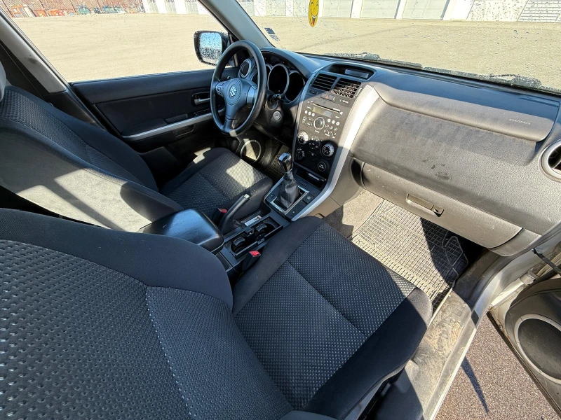 Suzuki Grand vitara 2.0 На части, снимка 7 - Автомобили и джипове - 49705504