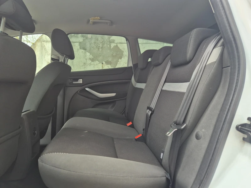 Ford Kuga 2.0/4x4, снимка 14 - Автомобили и джипове - 53211541