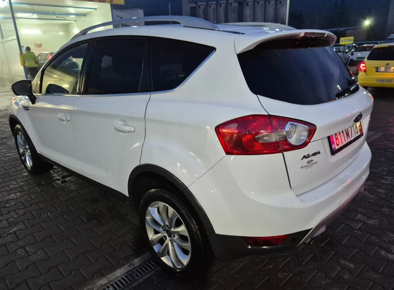 Ford Kuga 2.0/4x4, снимка 4 - Автомобили и джипове - 53211541