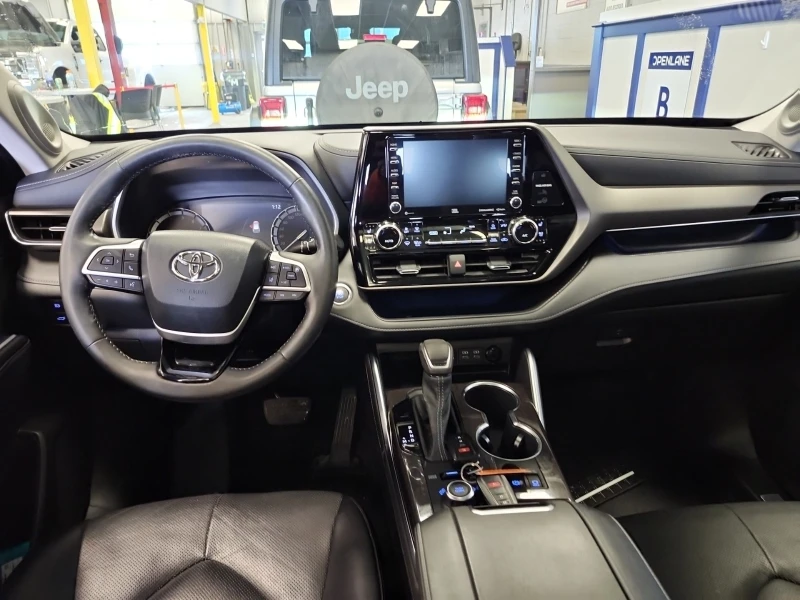 Toyota Highlander * LIMITED* * Aвтокредит* * Пълна сервизна история*, снимка 7 - Автомобили и джипове - 53448370