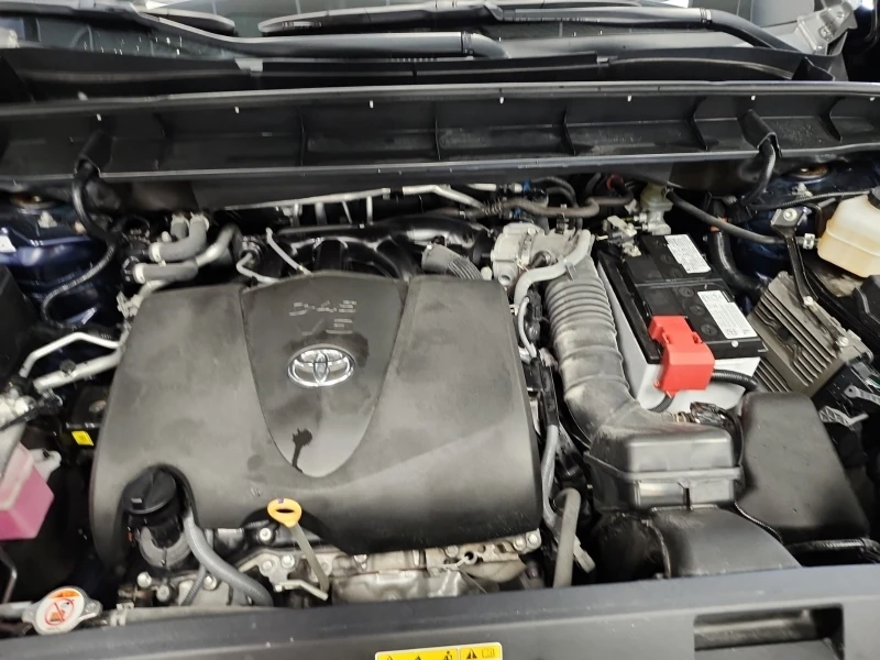 Toyota Highlander * LIMITED* * Aвтокредит* * Пълна сервизна история*, снимка 17 - Автомобили и джипове - 53448370