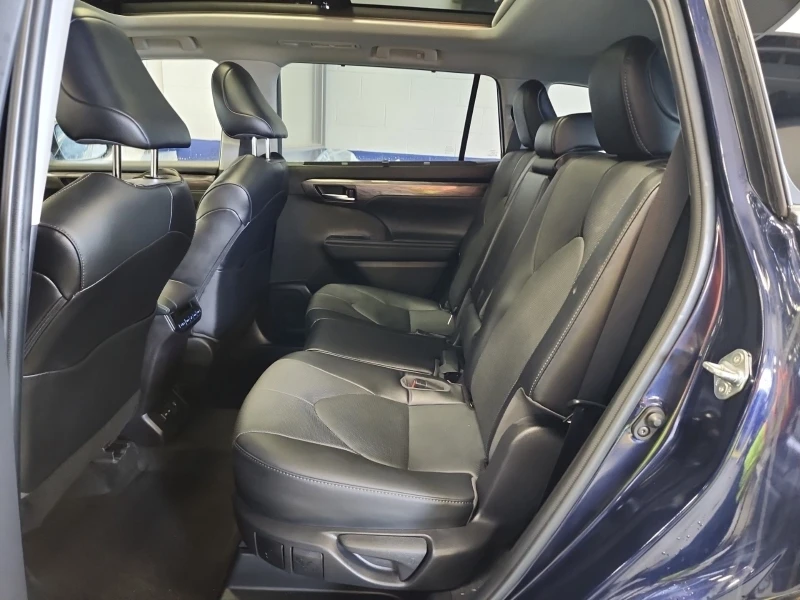 Toyota Highlander * LIMITED* * Aвтокредит* * Пълна сервизна история*, снимка 10 - Автомобили и джипове - 53448370