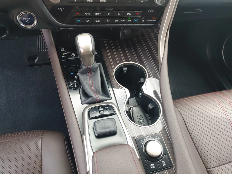 Lexus RX 450h РЕАЛЕН ПРОБЕГ !!!, снимка 9 - Автомобили и джипове - 53525565