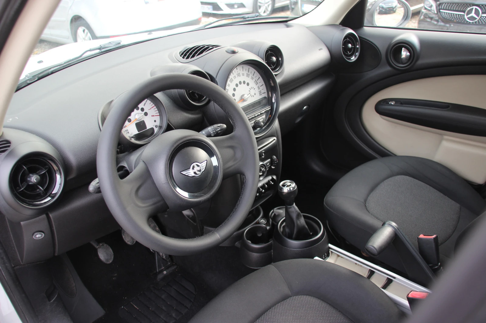 Mini Countryman ONE  1.6i  МЕТАН  ЕВРО 6В  НОВ ВНОС   - изображение 9