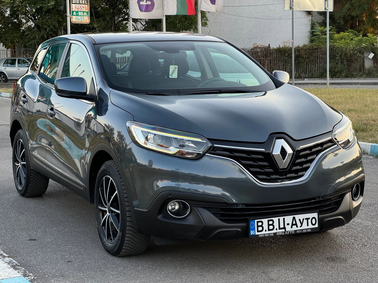 Renault Kadjar 1.5DCI* 107000км.* Сервизна история*  - изображение 3