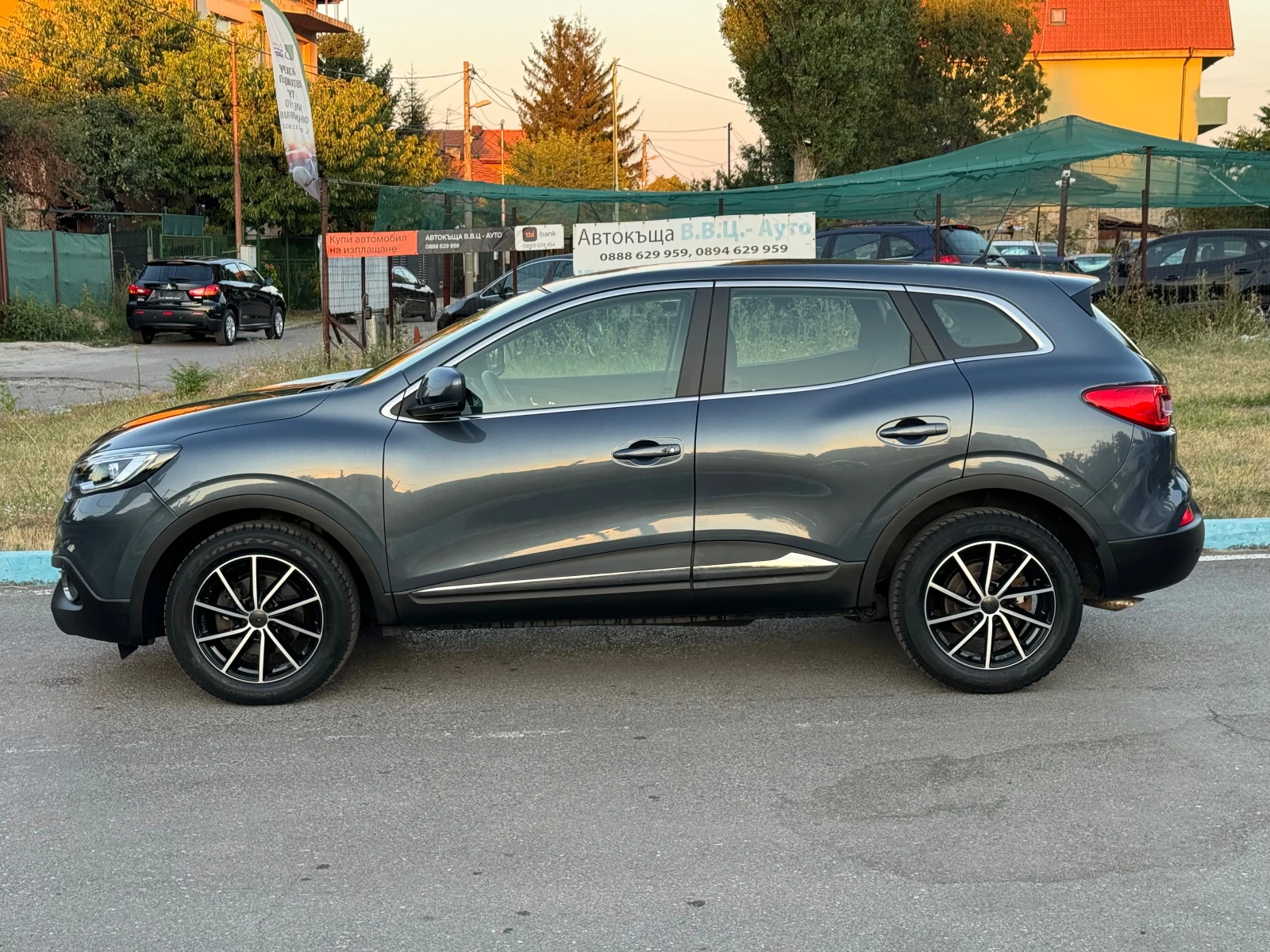 Renault Kadjar 1.5DCI* 107000км.* Сервизна история*  - изображение 8