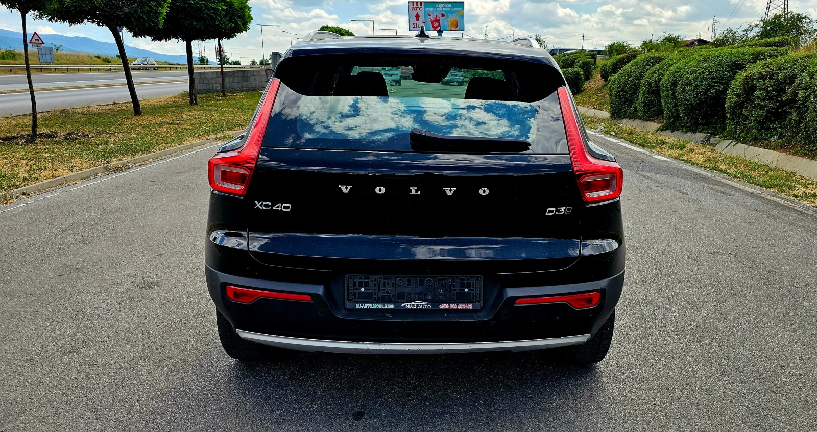 Volvo XC40 2.0   4х4  ТОП - изображение 6