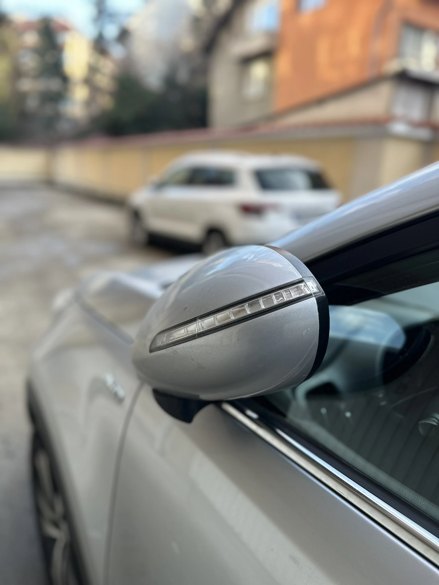 Kia Sportage 2.0 CRDI 4x4 - изображение 5
