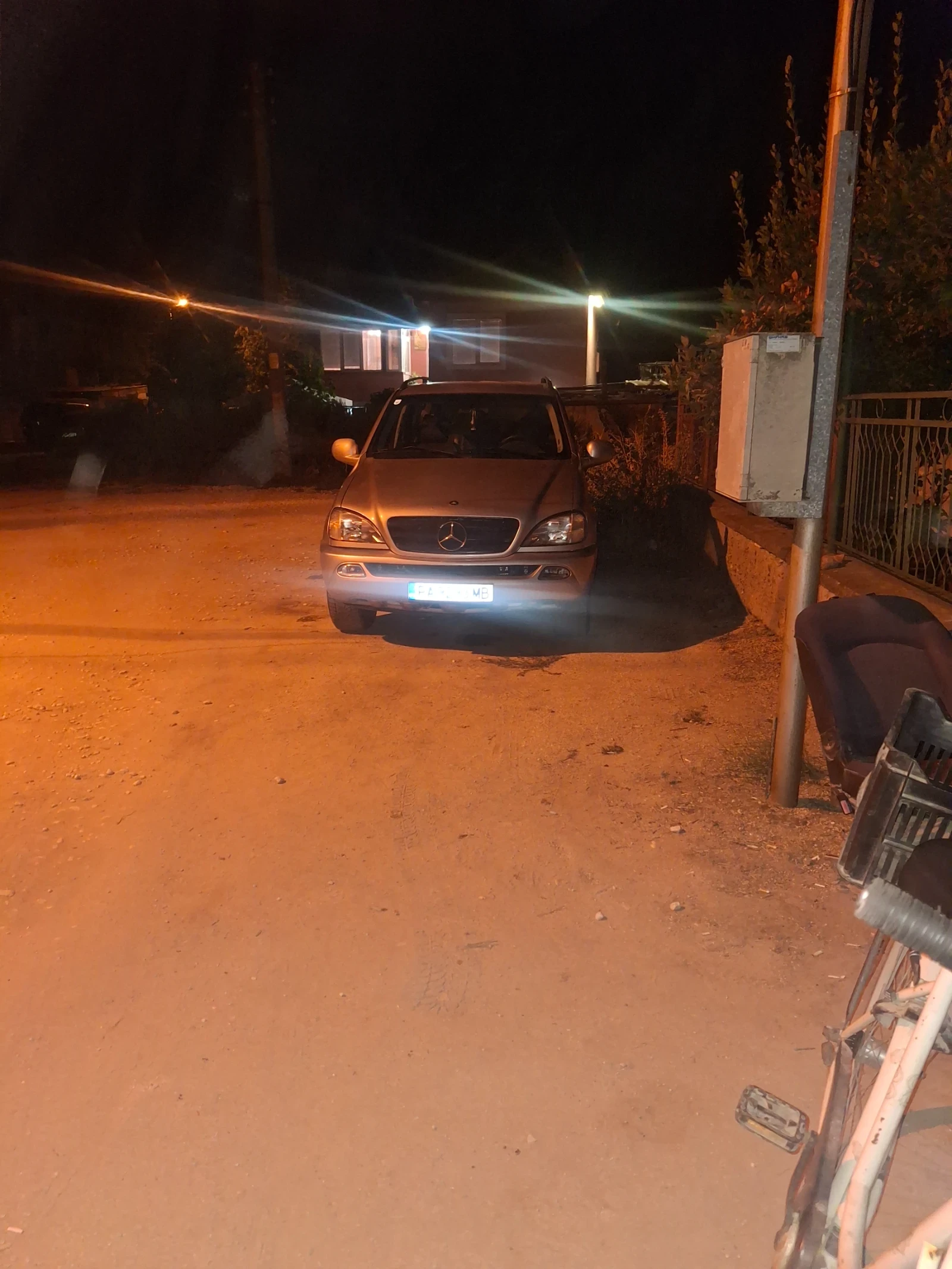 Mercedes-Benz ML 320 СПЕШНО, МНОГО СПЕШНО - изображение 10