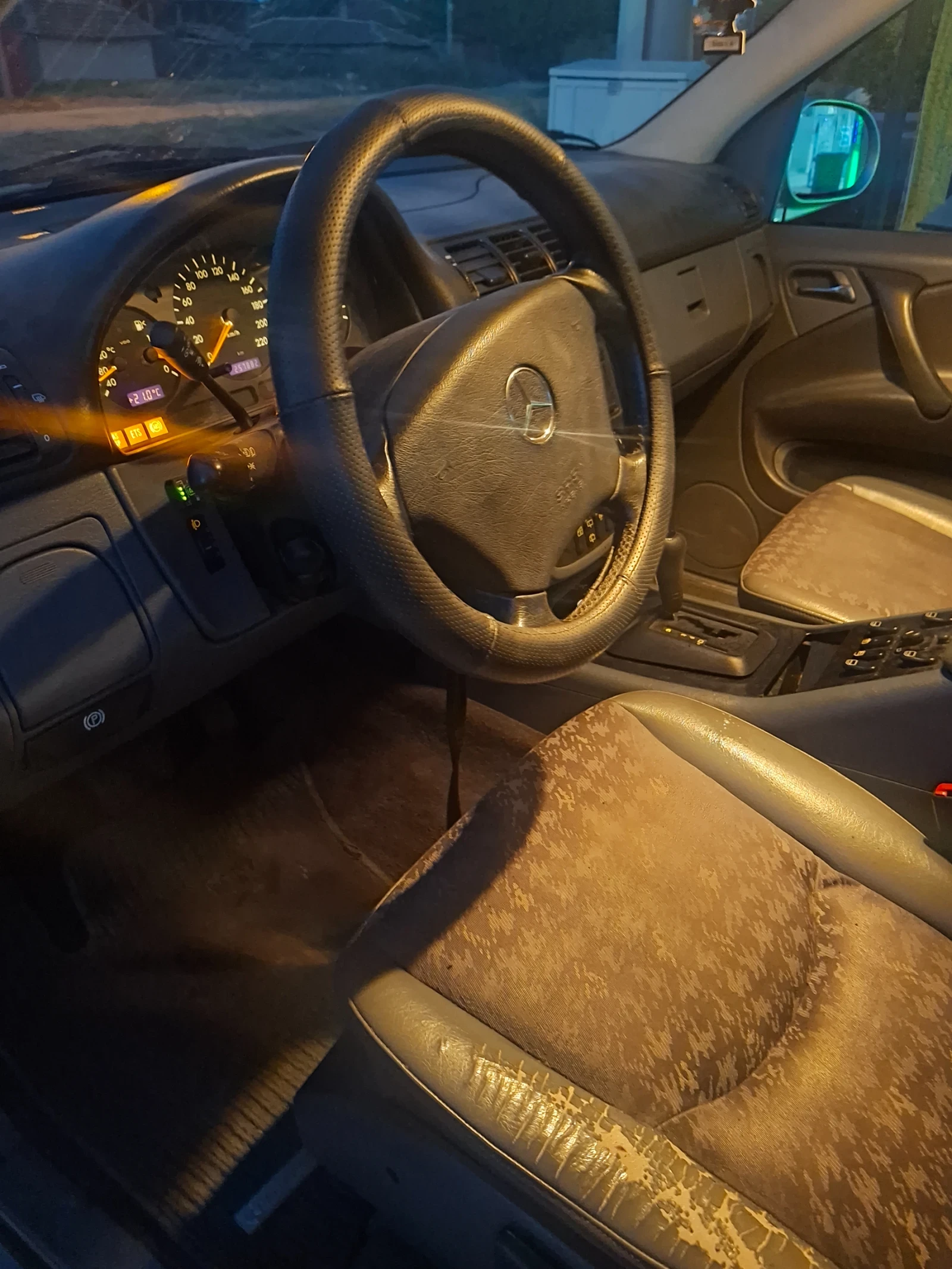 Mercedes-Benz ML 320 СПЕШНО, МНОГО СПЕШНО | Mobile.bg — изображение 11