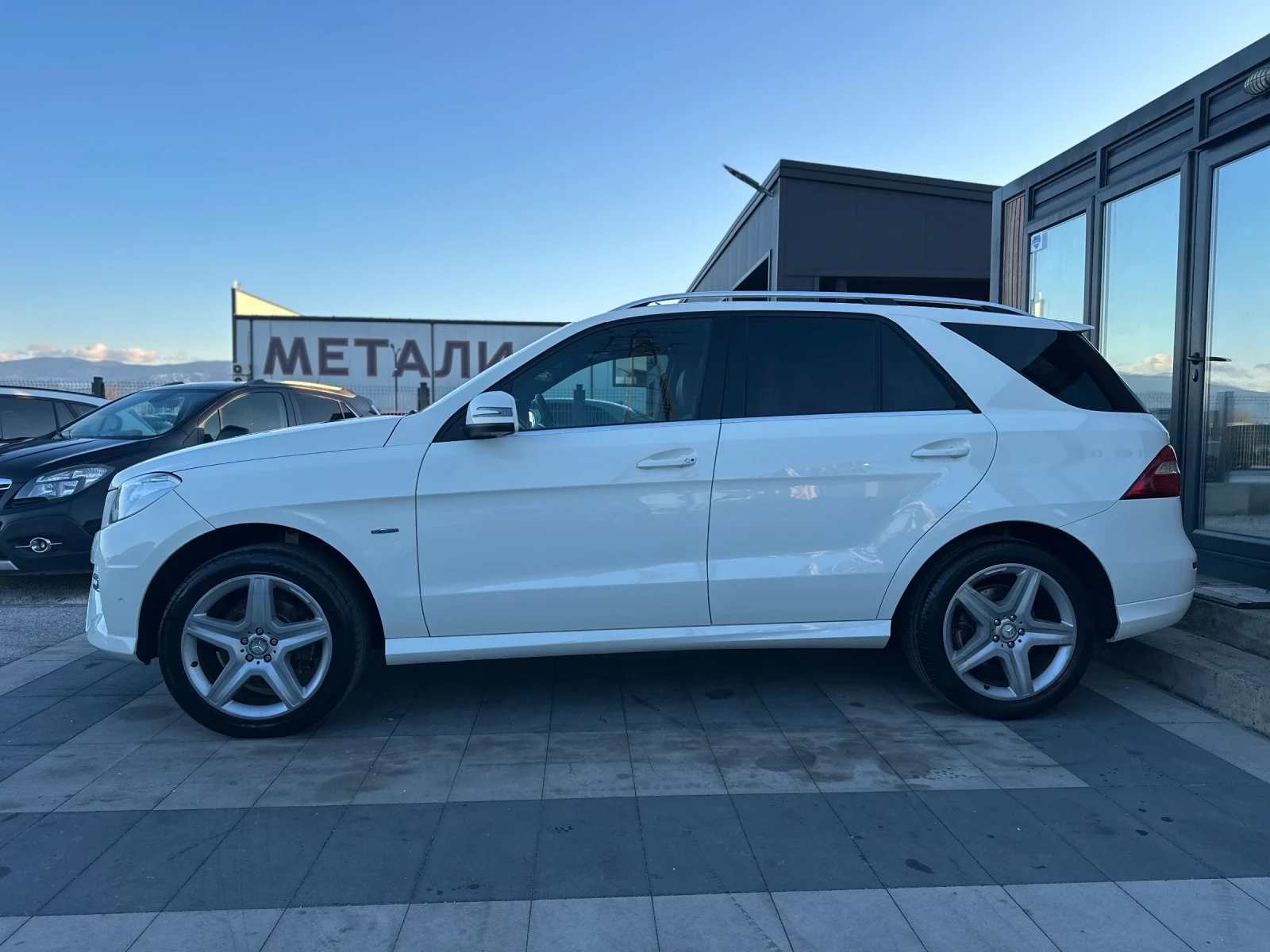 Mercedes-Benz ML 350 * AMG LINE* СЕРВИЗНА ИСТОРИЯ*  - изображение 5