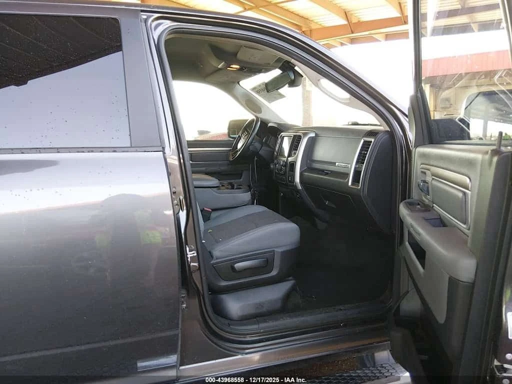 Dodge RAM 1500 * BIG HORN 4X4 5'7 BOX * CARFAX *  | Mobile.bg � ����������� 5