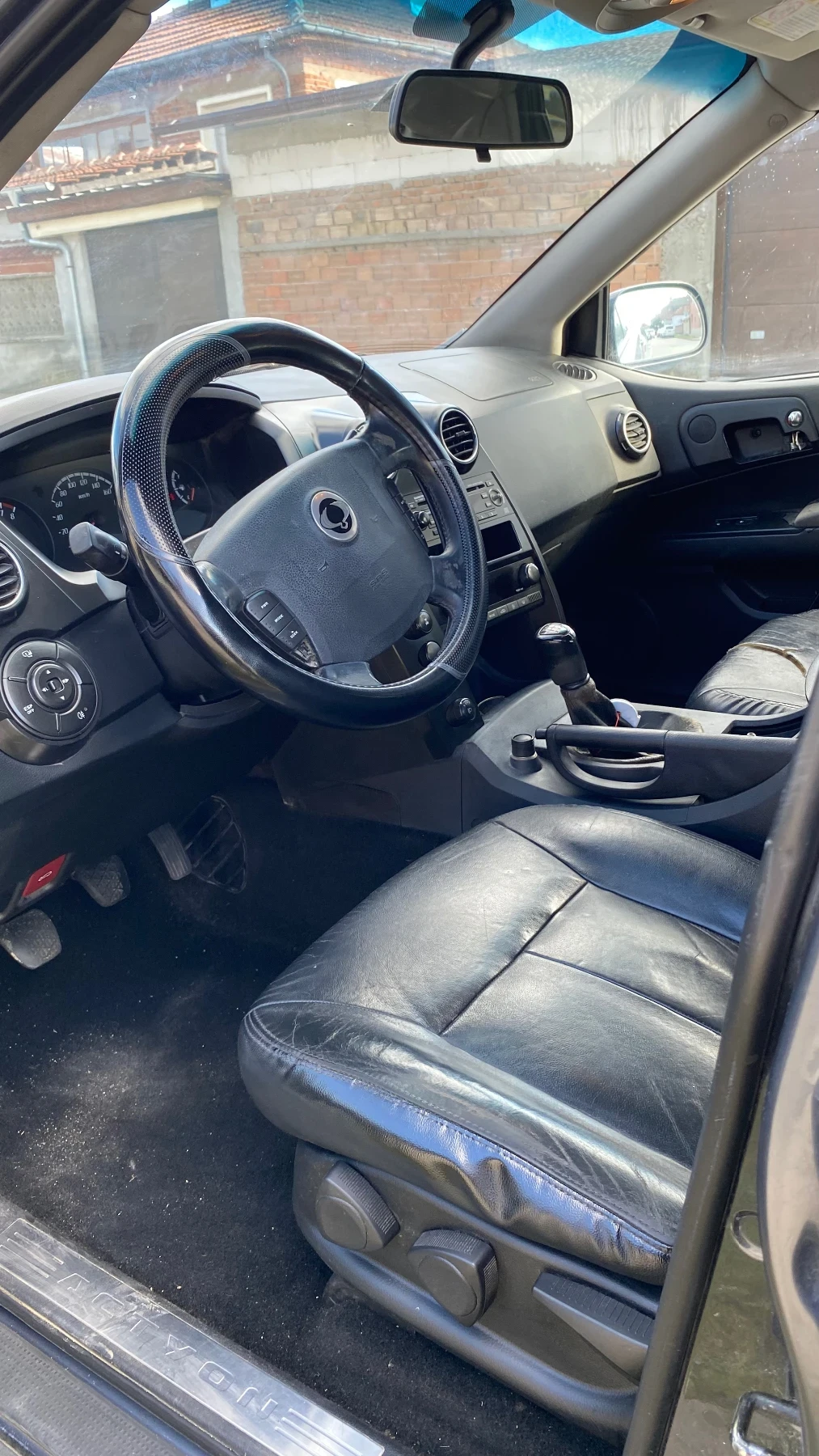 SsangYong Actyon, снимка 3 - Автомобили и джипове - 54171943