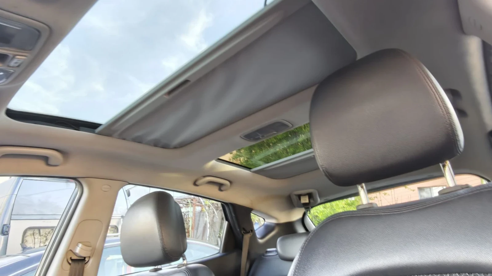 Hyundai IX35 1.7d, снимка 14 - Автомобили и джипове - 54421447
