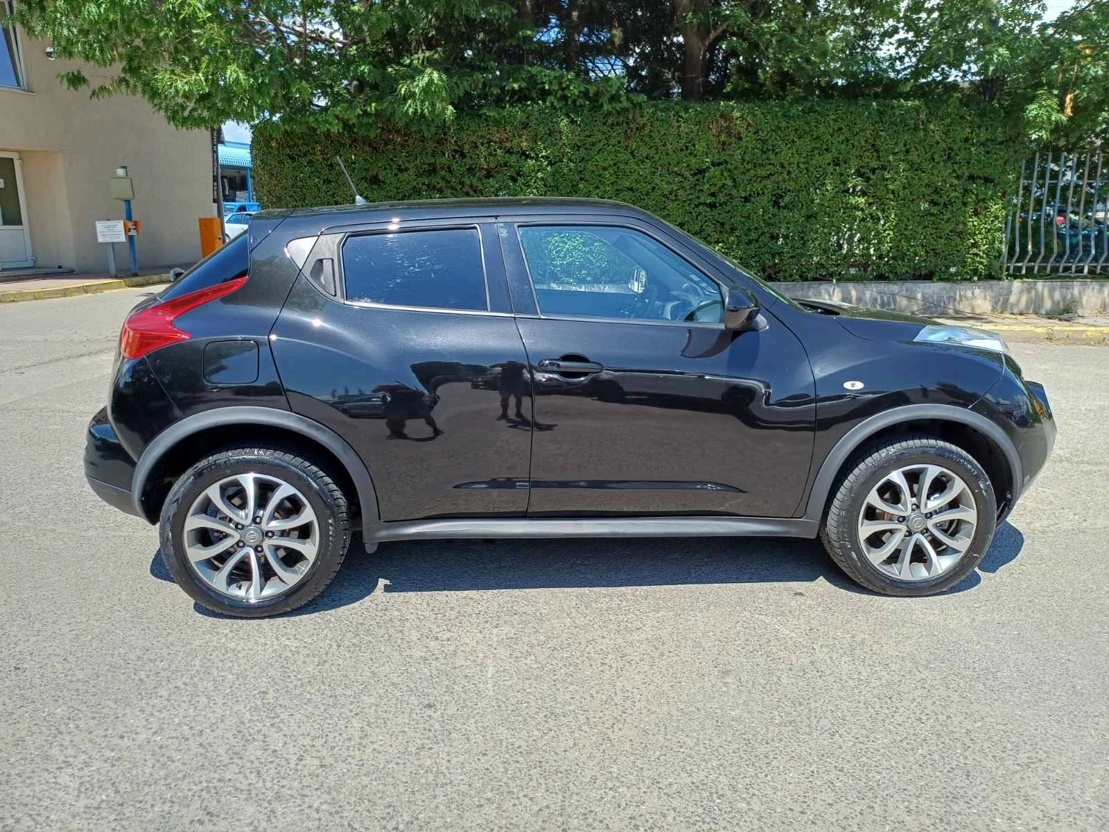 Nissan Juke 1.5dCi Tekna Facelift, снимка 5 - Автомобили и джипове - 54853044