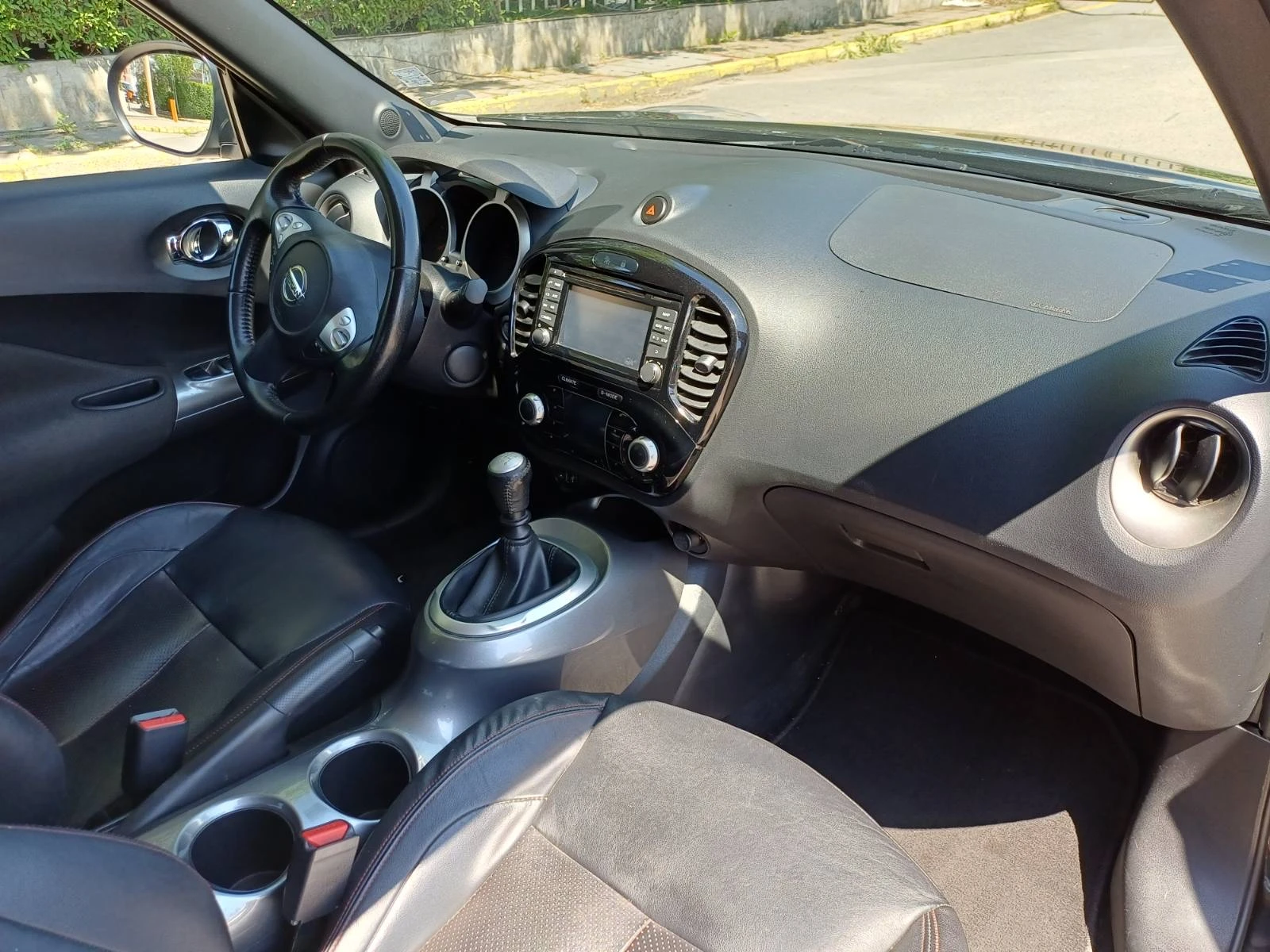 Nissan Juke 1.5dCi Tekna Facelift, снимка 15 - Автомобили и джипове - 54853044