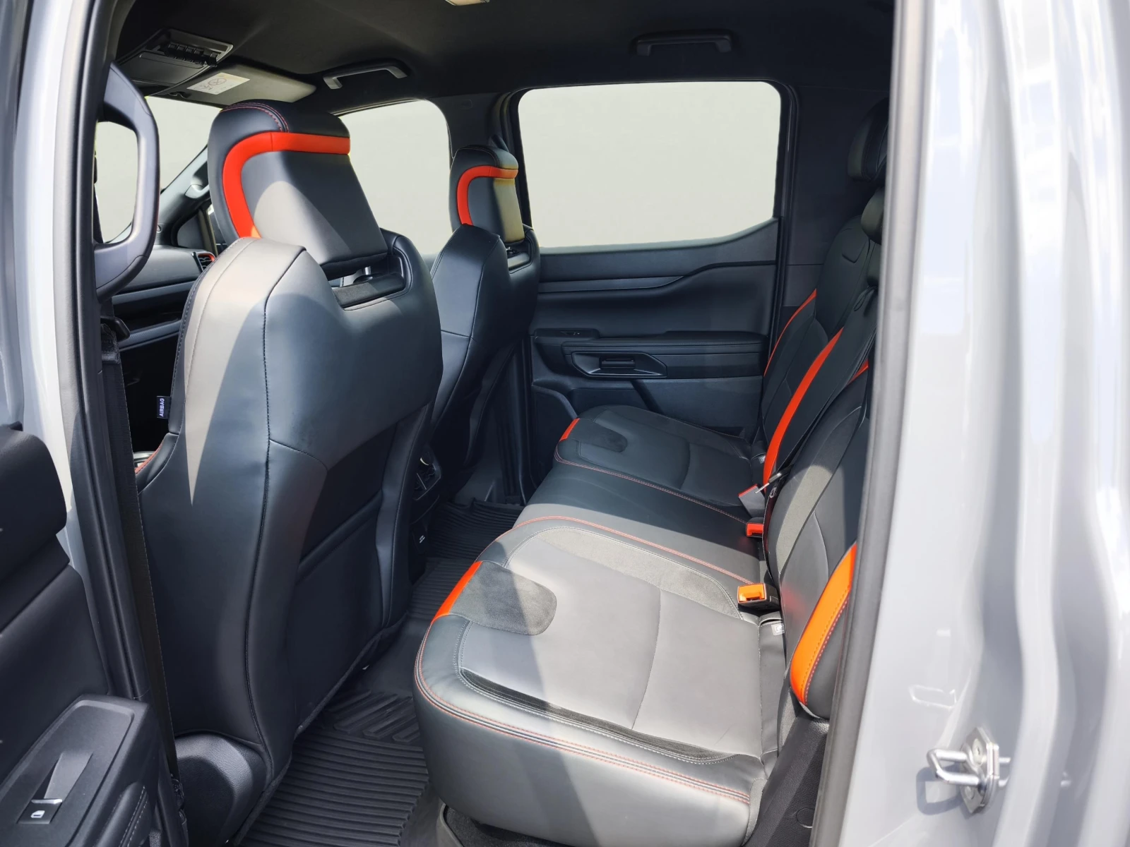 Ford Ranger 3.0, снимка 8 - Автомобили и джипове - 54974661