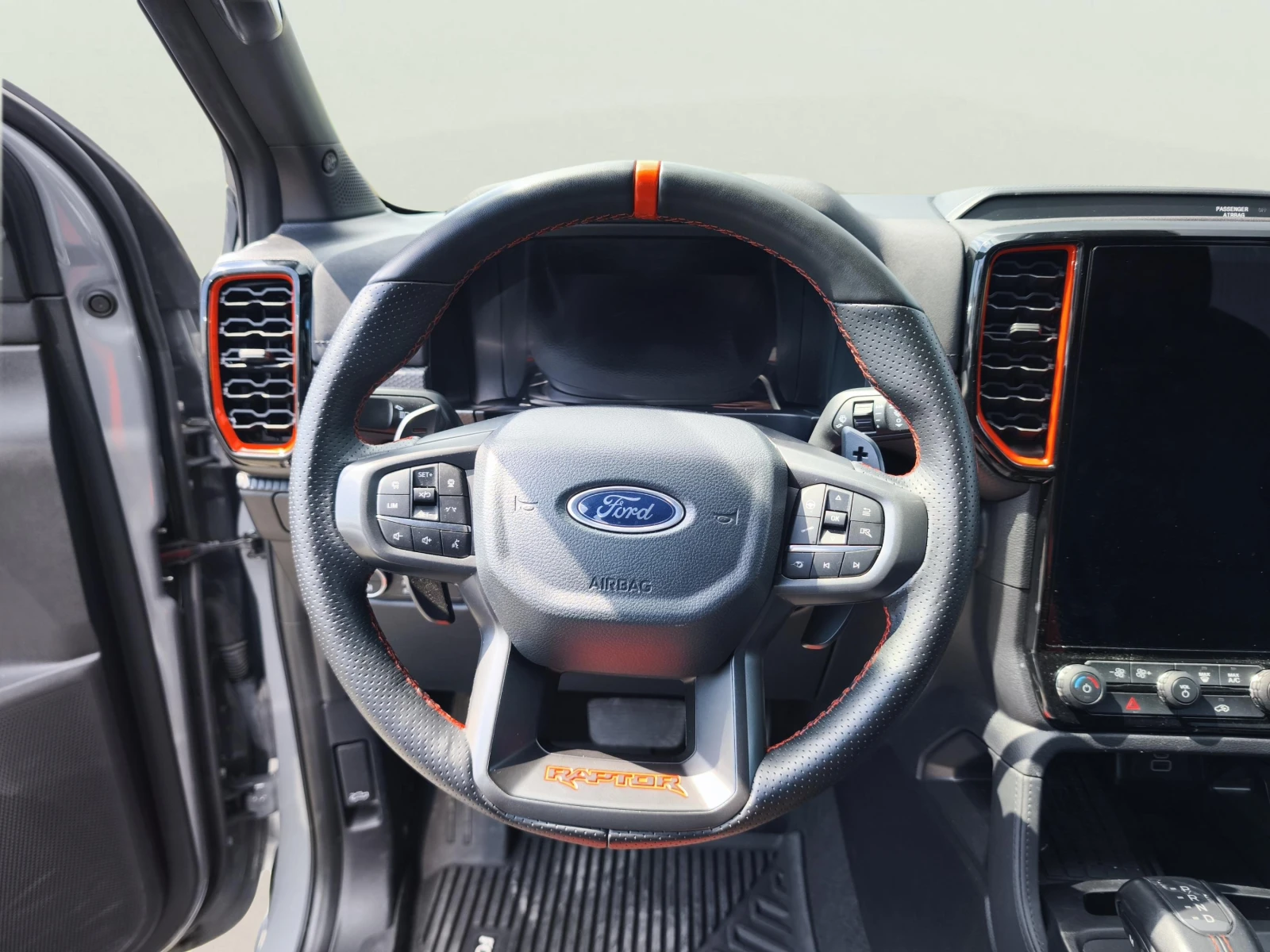 Ford Ranger 3.0, снимка 10 - Автомобили и джипове - 54974661
