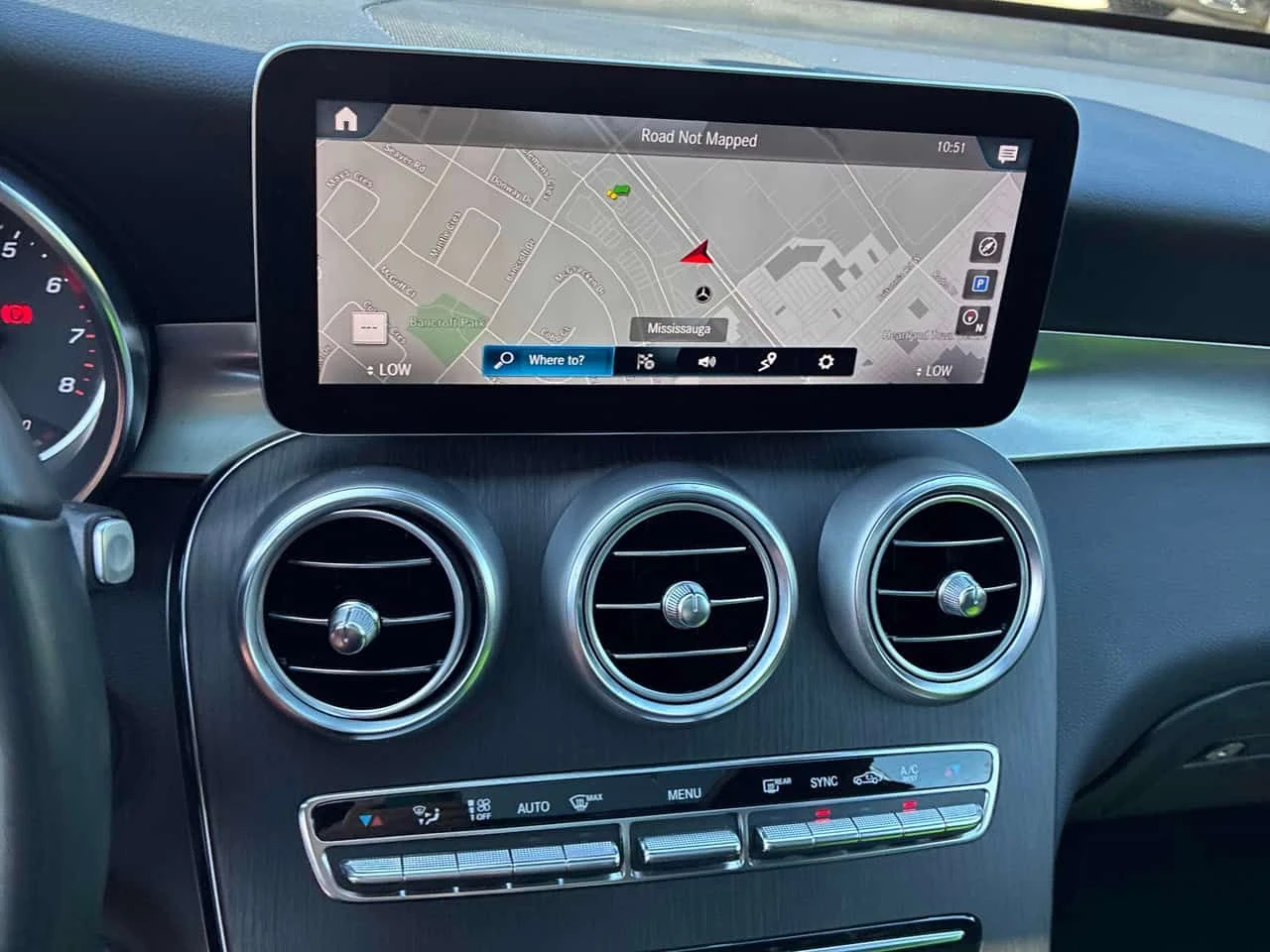 Mercedes-Benz GLC * 300 * АВТОКРЕДИТ БЕЗ ПЪРВОНАЧАЛНА ВНОСКА* , снимка 9 - Автомобили и джипове - 54978338