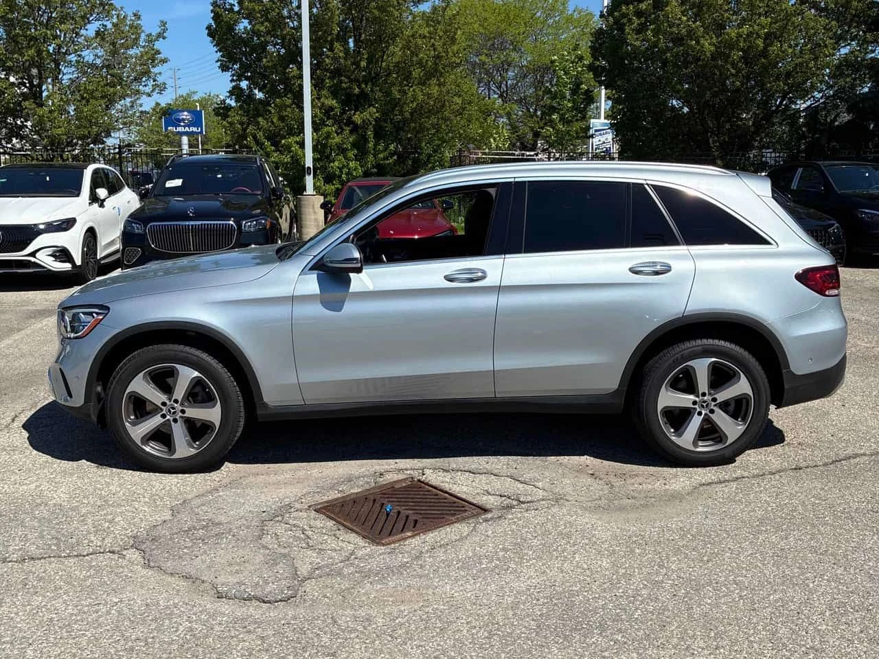 Mercedes-Benz GLC * 300 * АВТОКРЕДИТ БЕЗ ПЪРВОНАЧАЛНА ВНОСКА* , снимка 2 - Автомобили и джипове - 54978338