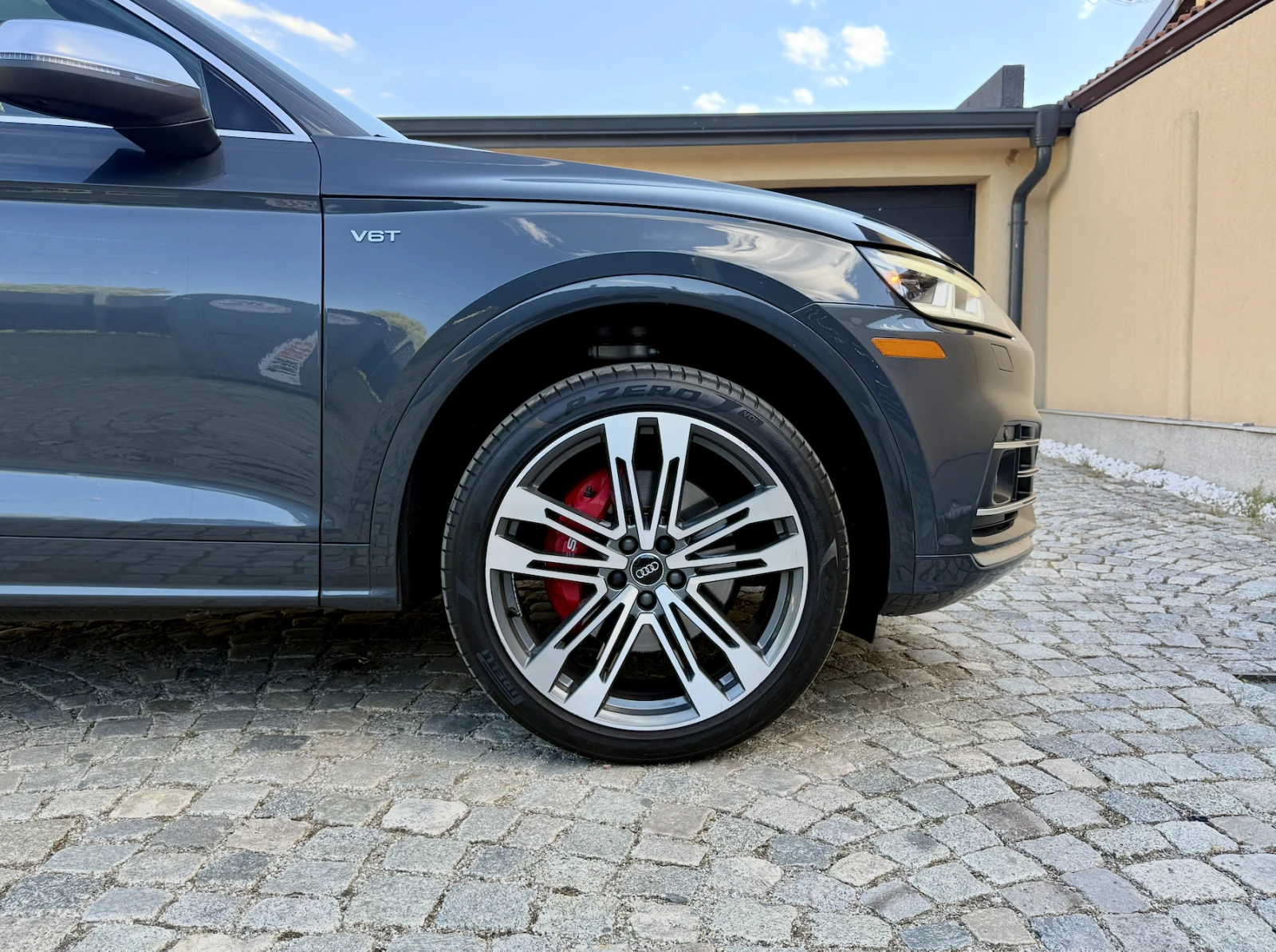 Audi SQ5 3.0 TFSI/360/Head-up/3D B&O/Панорама/Дигитално, снимка 15 - Автомобили и джипове - 55100793