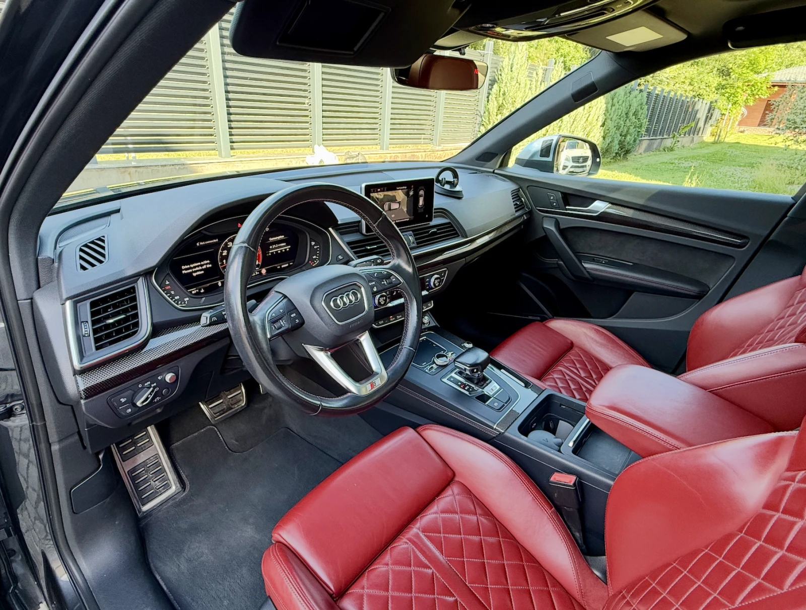 Audi SQ5 3.0 TFSI/360/Head-up/3D B&O/Панорама/Дигитално, снимка 4 - Автомобили и джипове - 55100793
