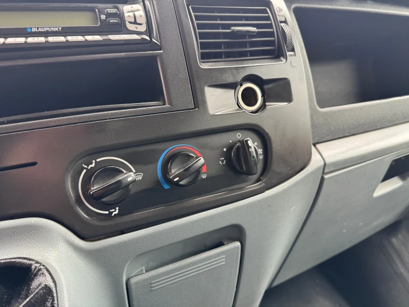 Ford Transit 2.4TDI* 7 места* Климатик* 2.80 метра каросерия, снимка 6 - Бусове и автобуси - 49918617