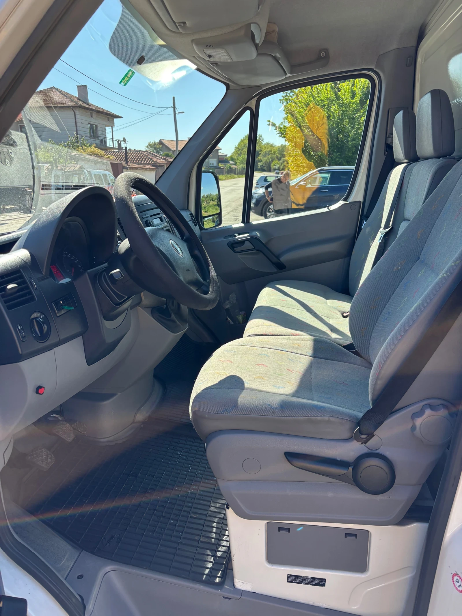 VW Crafter 2.5 tdi Пътна Помощ - изображение 4