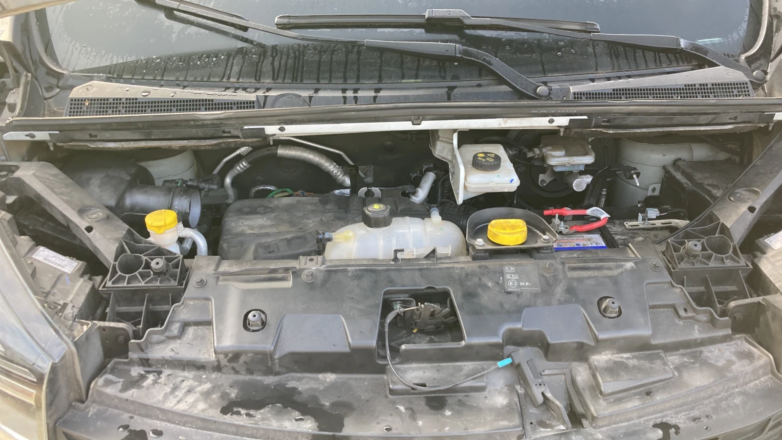 Renault Trafic 2.0 145ks EVRO6 131000 km - изображение 8