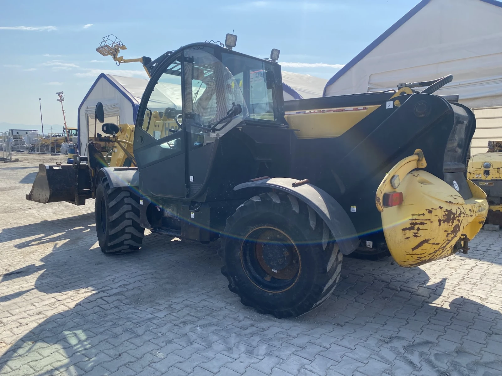 Телескопични товарачи Haulotte HTL 4017 - изображение 7