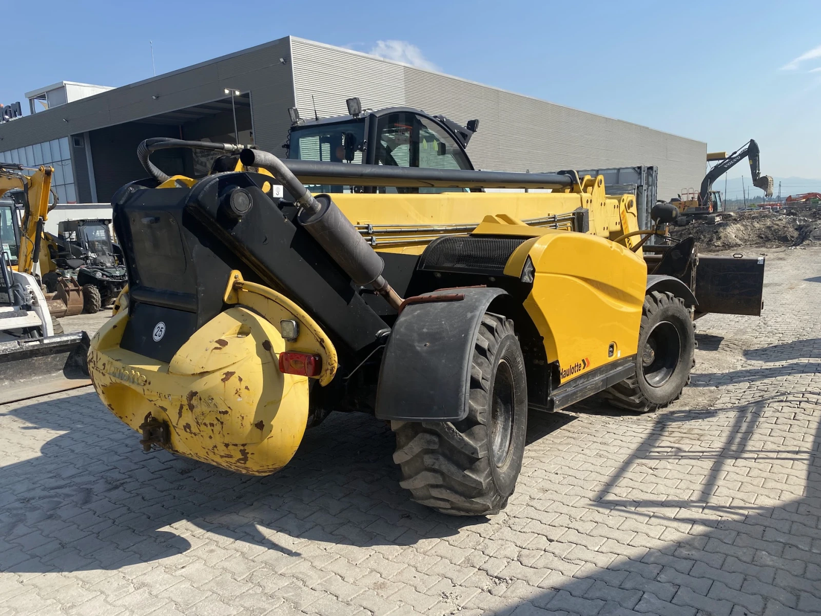 Телескопични товарачи Haulotte HTL 4017 - изображение 5