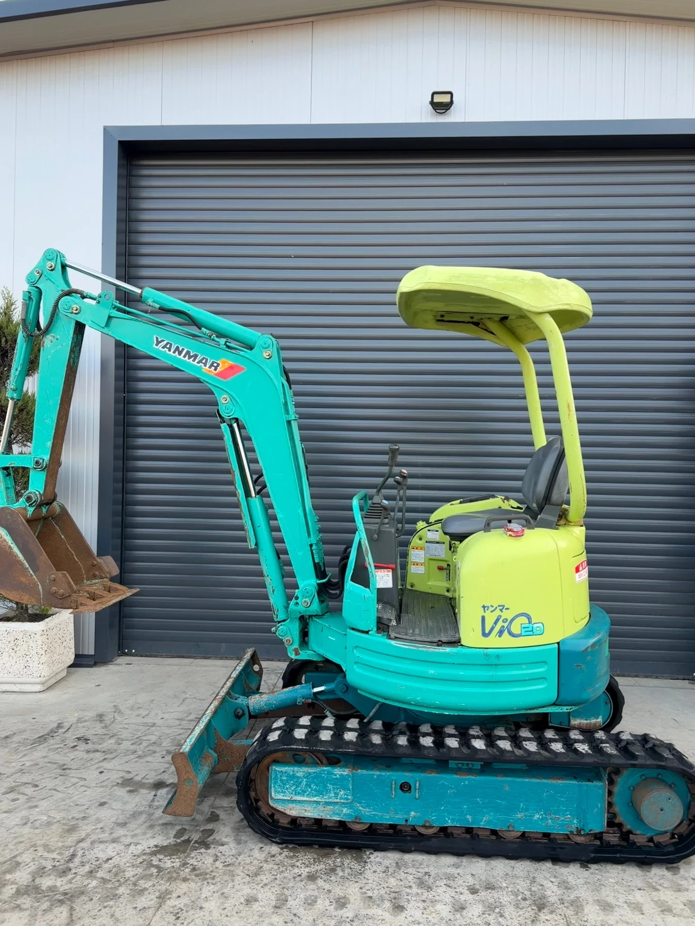 ����� Yanmar ViO2  | Mobile.bg � ����������� 1