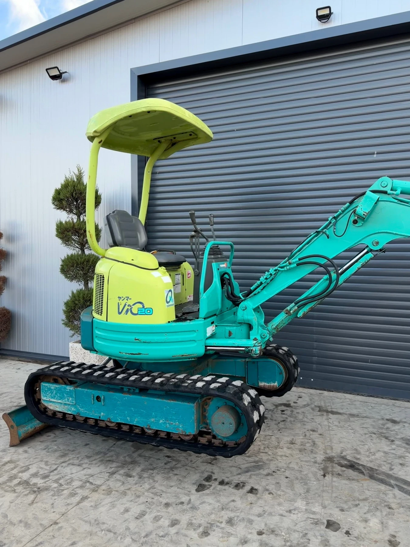 ����� Yanmar ViO2  | Mobile.bg � ����������� 3