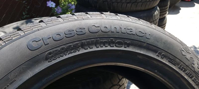 Гуми Зимни 235/55R19, снимка 8 - Гуми и джанти - 29865479