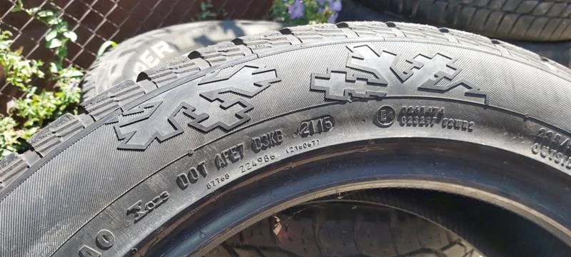 Гуми Зимни 235/55R19, снимка 11 - Гуми и джанти - 29865479