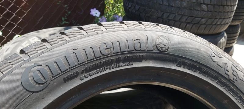 Гуми Зимни 235/55R19, снимка 7 - Гуми и джанти - 29865479