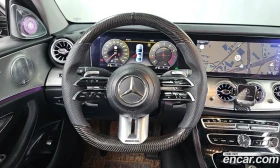 Mercedes-Benz E 300 DIGITAL / ОБДУХ / 360 / HUD / AMG PKG / AMG ВОЛАН, снимка 9