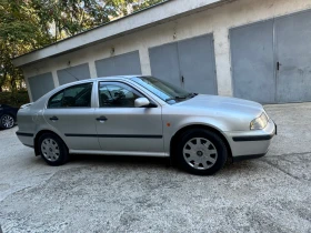 Skoda Octavia 1.6i* Климатик, снимка 8