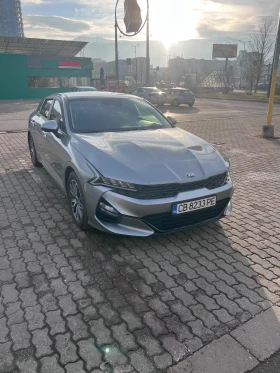 Kia K5 LPG / Trendy / Регистрирана и напълно обслужена