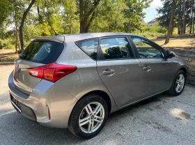 ����� �� �������� �� Toyota Auris 1.33 VVT-I